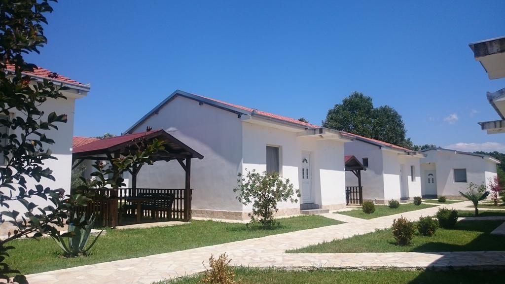 Beni Bungalows Улцинь Экстерьер фото