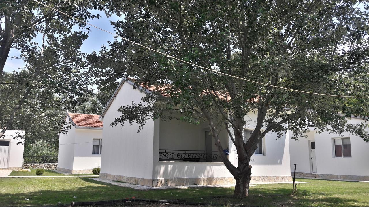 Beni Bungalows Улцинь Экстерьер фото