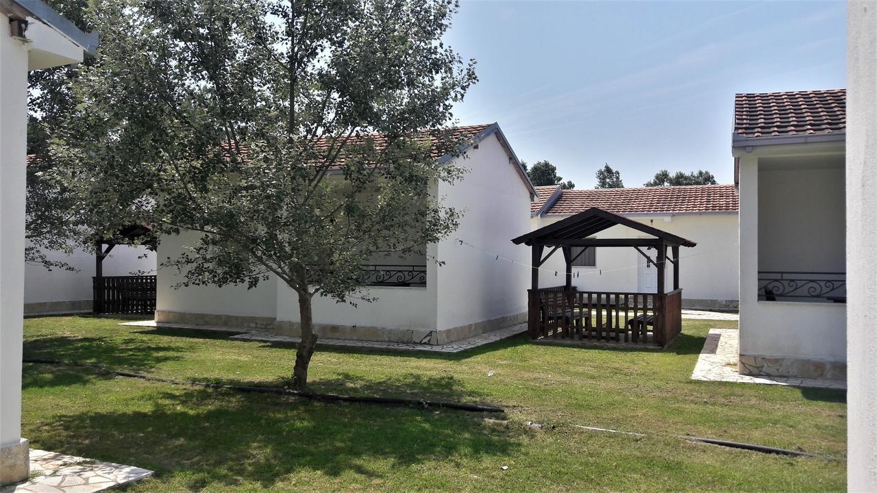 Beni Bungalows Улцинь Экстерьер фото