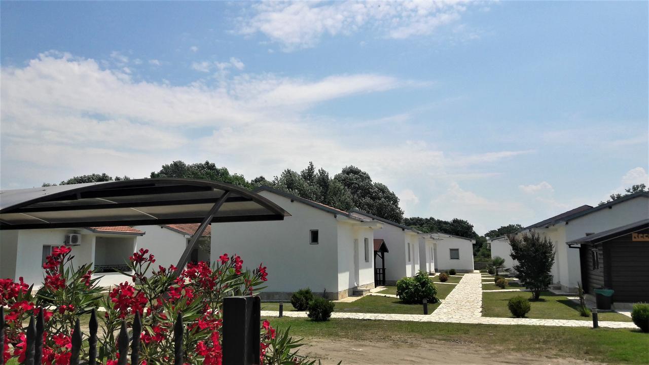 Beni Bungalows Улцинь Экстерьер фото