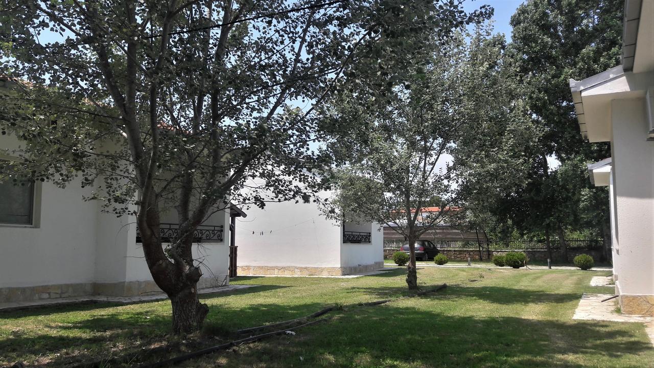 Beni Bungalows Улцинь Экстерьер фото
