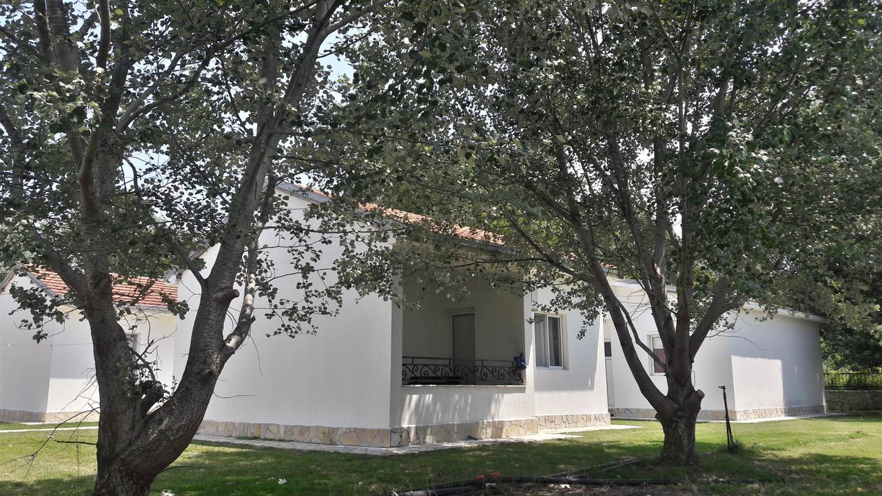 Beni Bungalows Улцинь Экстерьер фото
