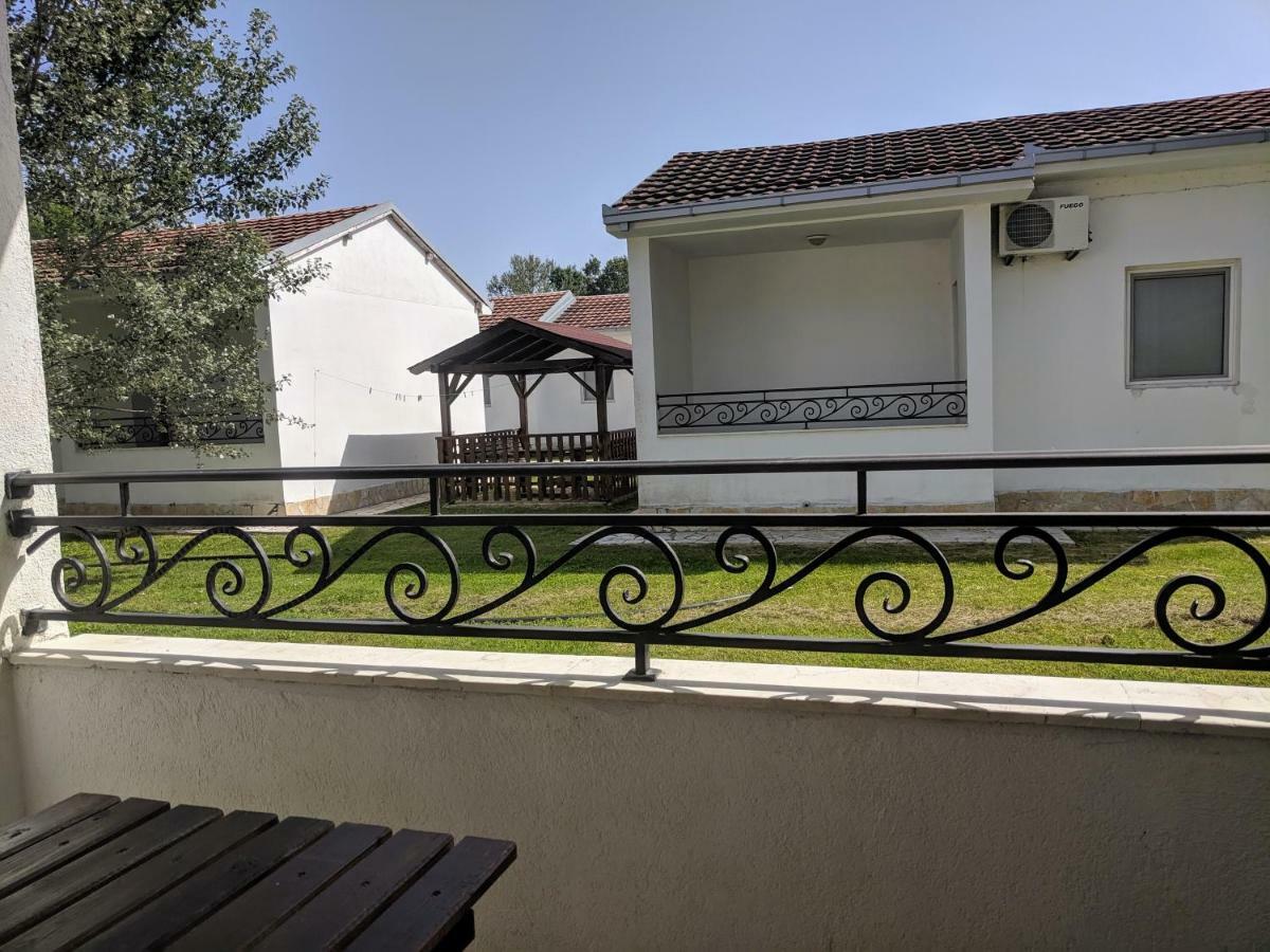 Beni Bungalows Улцинь Экстерьер фото