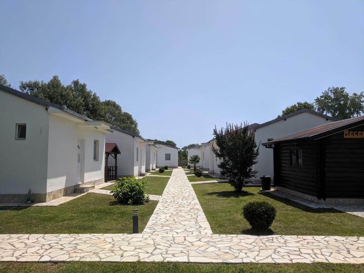 Beni Bungalows Улцинь Экстерьер фото